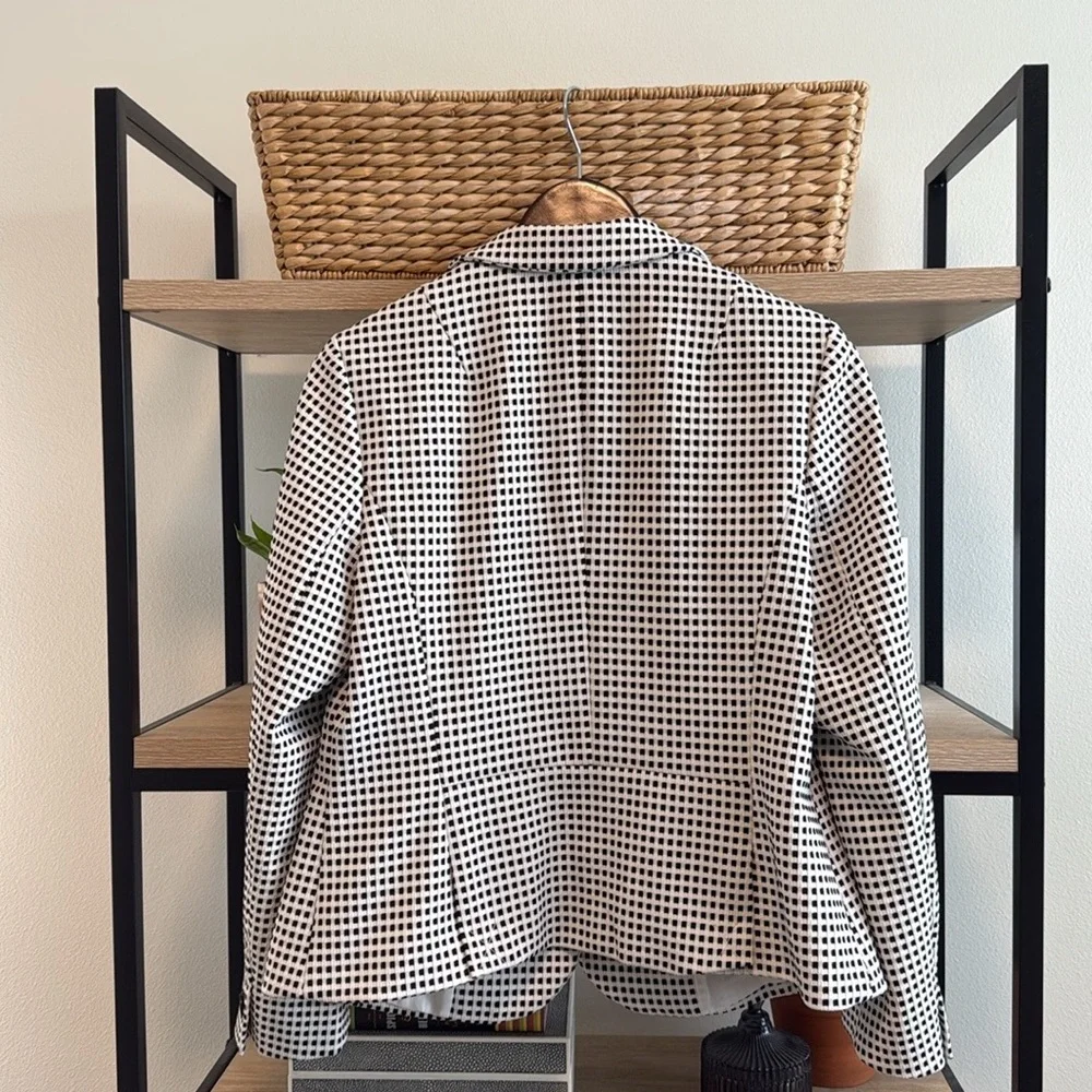 Talbots Jacquard Button Front Career Blazer w/Pockets, LP - Picture 4 of 6